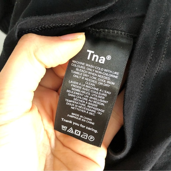 TNA Aritzia TnaChill Malibu Dress - Picture 8 of 10